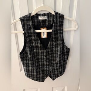 Vestique Monochrome Checkered Women's Vest